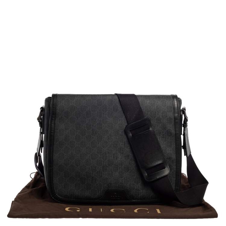 Pre Owned Gucci Black GG Supreme Canvas Messenger Bag