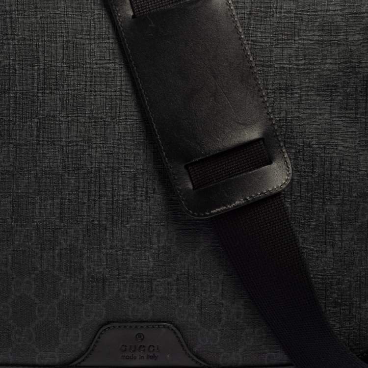 Pre Owned Gucci Black GG Supreme Canvas Messenger Bag