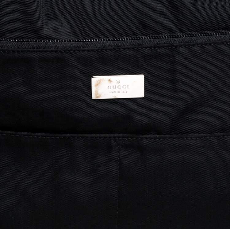 Pre Owned Gucci Black Nylon Messenger Bag