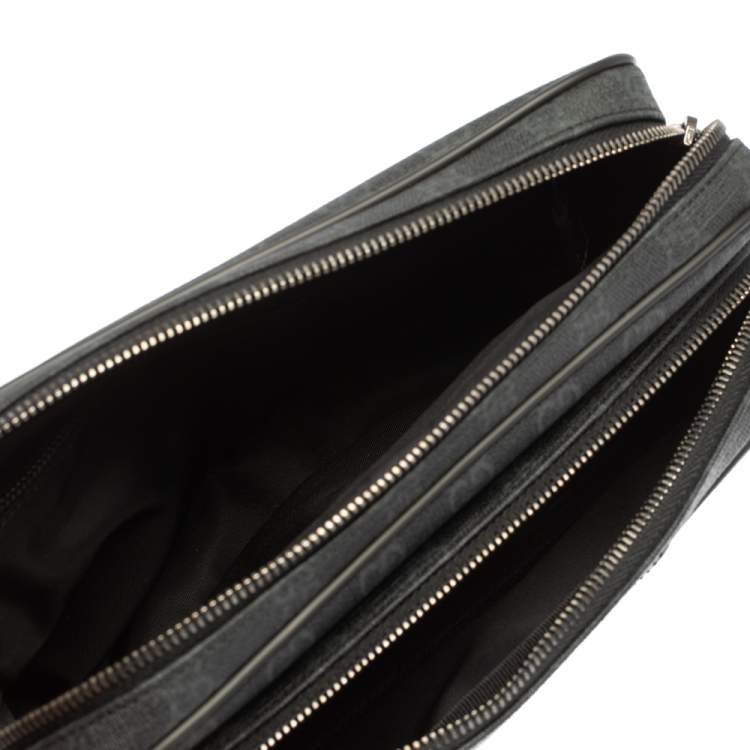 Pre Owned Gucci Black GG Supreme Canvas Wristlet Pouch