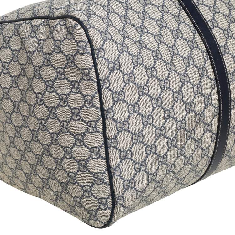 مملوكة مسبقًا Gucci Navy Blue GG Supreme Canvas Leather Medium Carry On Duffle Bag