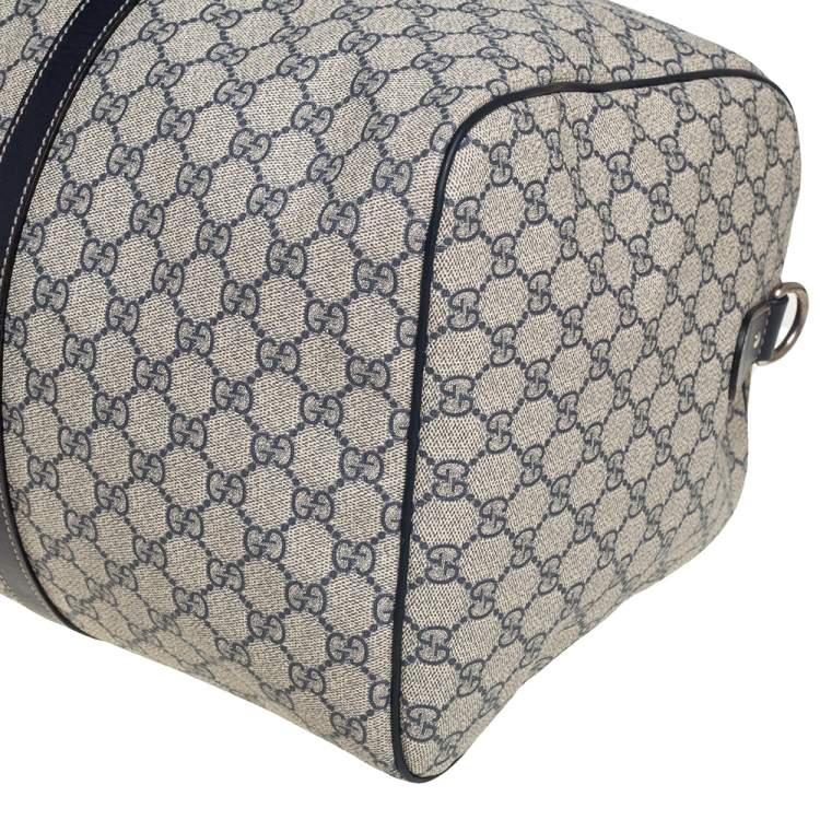 مملوكة مسبقًا Gucci Navy Blue GG Supreme Canvas Leather Medium Carry On Duffle Bag