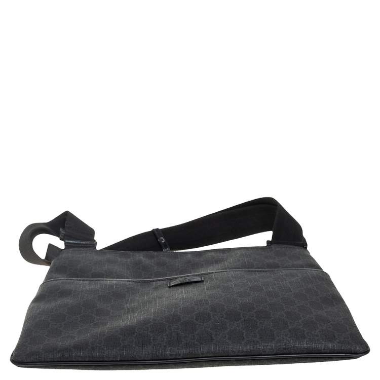 Pre Owned Gucci Black GG Supreme Canvas Medium Flat Messenger Bag