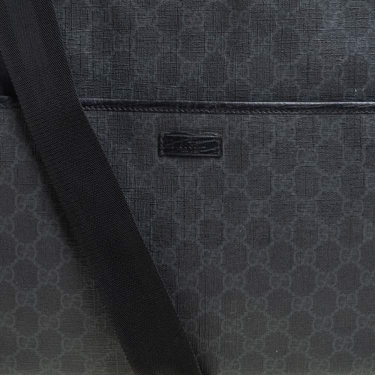 Pre Owned Gucci Black GG Supreme Canvas Medium Flat Messenger Bag