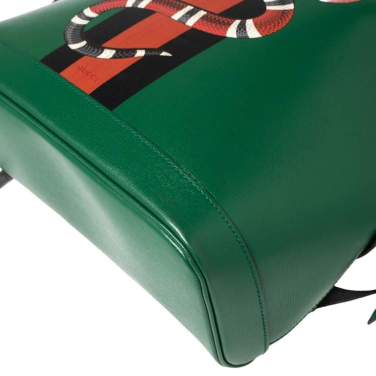 مملوكة مسبقًا Gucci Green Snake and Web Print Leather Backpack
