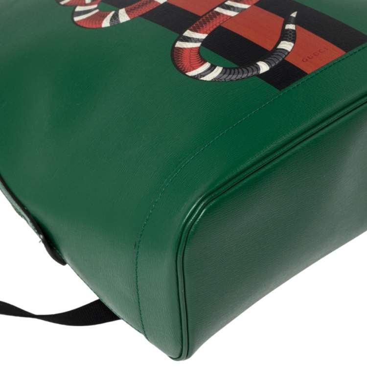 مملوكة مسبقًا Gucci Green Snake and Web Print Leather Backpack