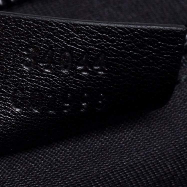 Pre Owned Gucci Black Guccissima Leather Combination Lock Briefcase