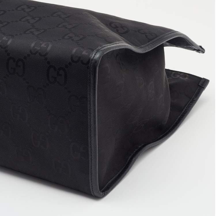 Pre Owned Gucci Black GG Nylon And Leather GG Off the Grid Tote