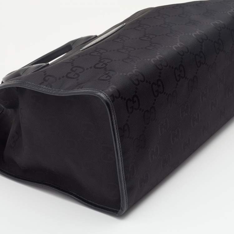 Pre Owned Gucci Black GG Nylon And Leather GG Off the Grid Tote