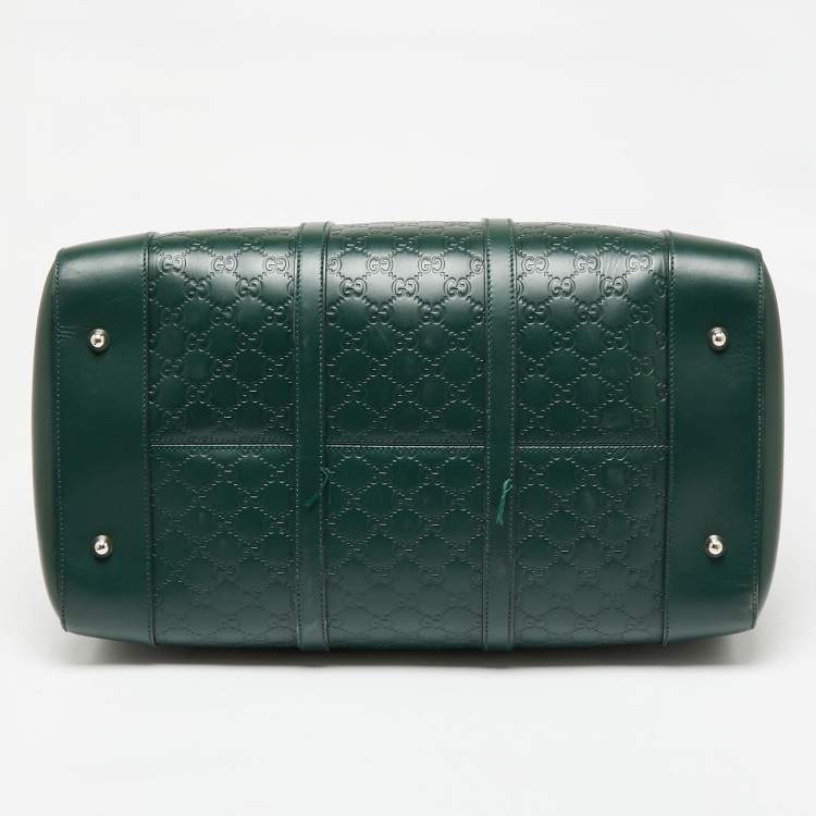 مملوكة مسبقًا Gucci Green Guccissima Leather Duffel Bag