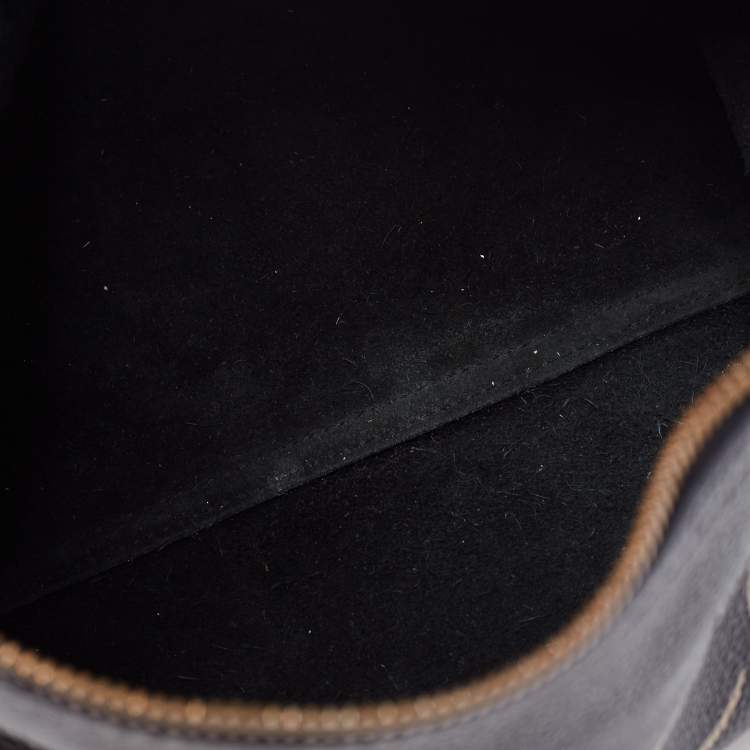 Pre Owned Gucci Black Leather Logo Print Zip Pouch