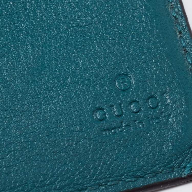 مملوكة مسبقًا Gucci Green Microguccissima Leather Bifold Wallet