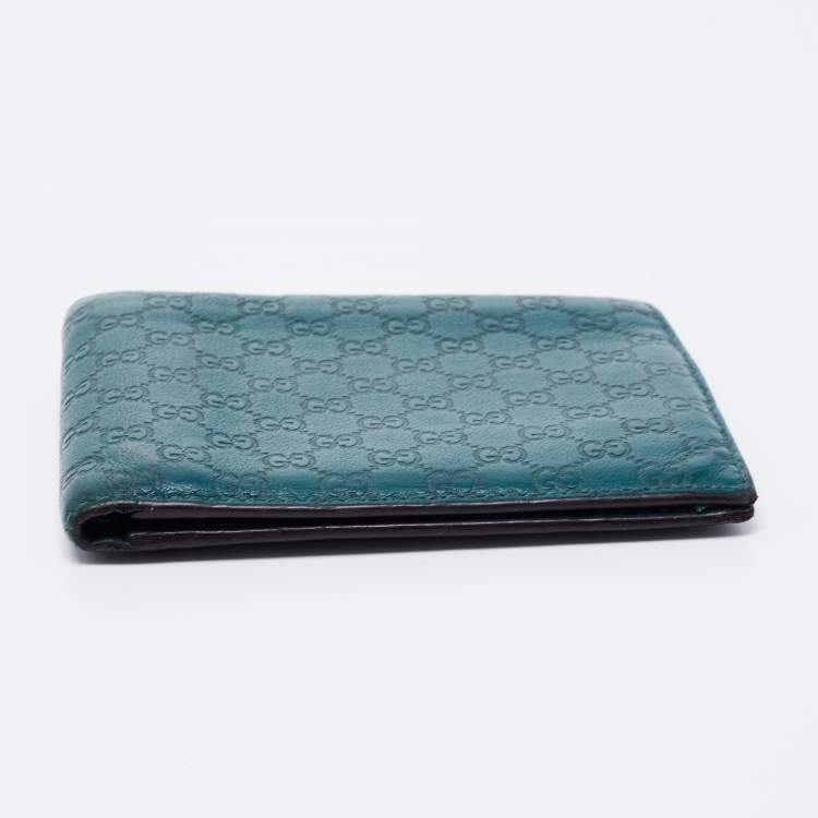 مملوكة مسبقًا Gucci Green Microguccissima Leather Bifold Wallet