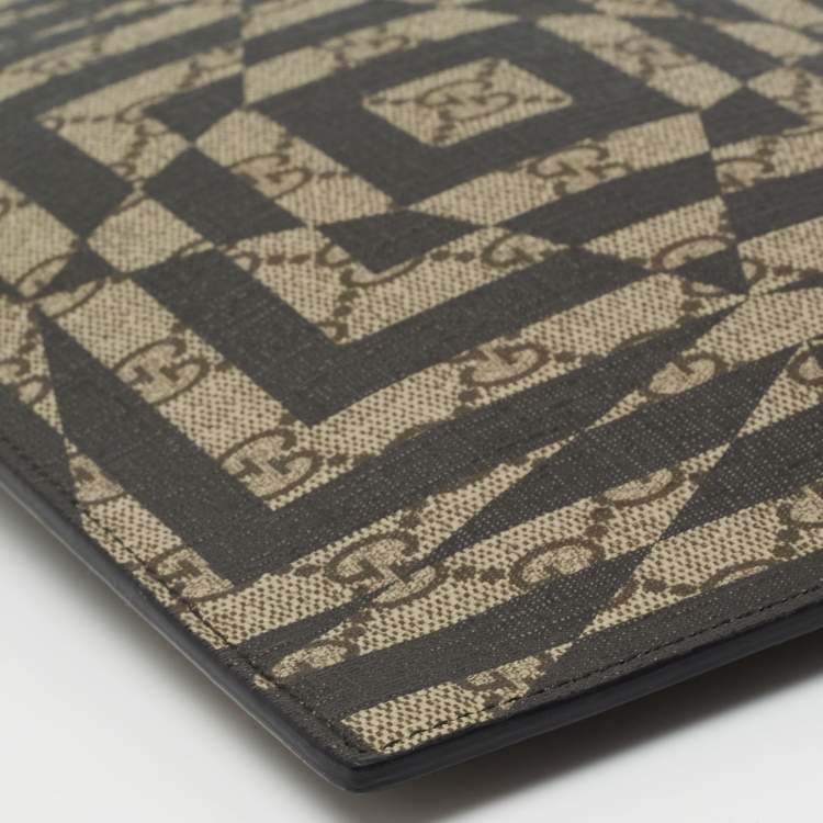 Pre Owned Gucci Beige/Black GG Supreme Canvas Wristlet Pouch