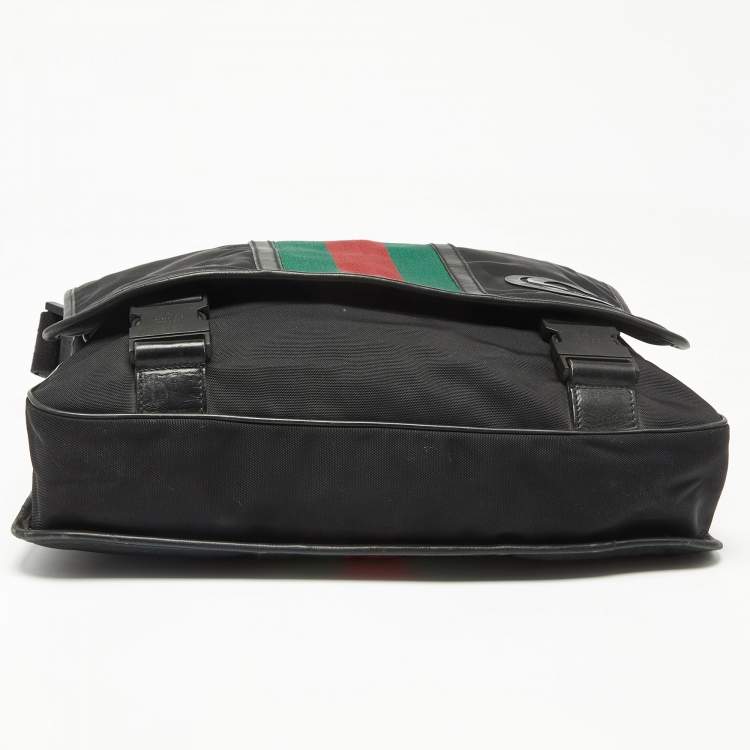 Pre Owned Gucci Black Nylon and Leather Web Double Lock Messenger Bag