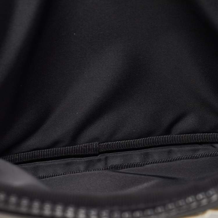 Pre Owned Gucci Black Nylon Tiger Patch Zip Pouch 