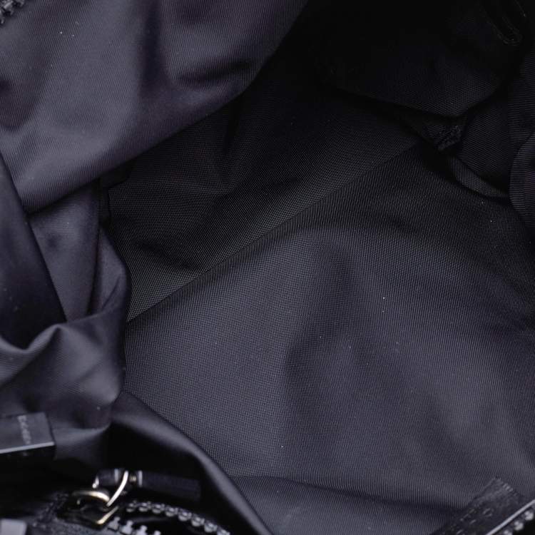 Pre Owned Gucci Black Nylon and Leather Flat Web Messenger Bag