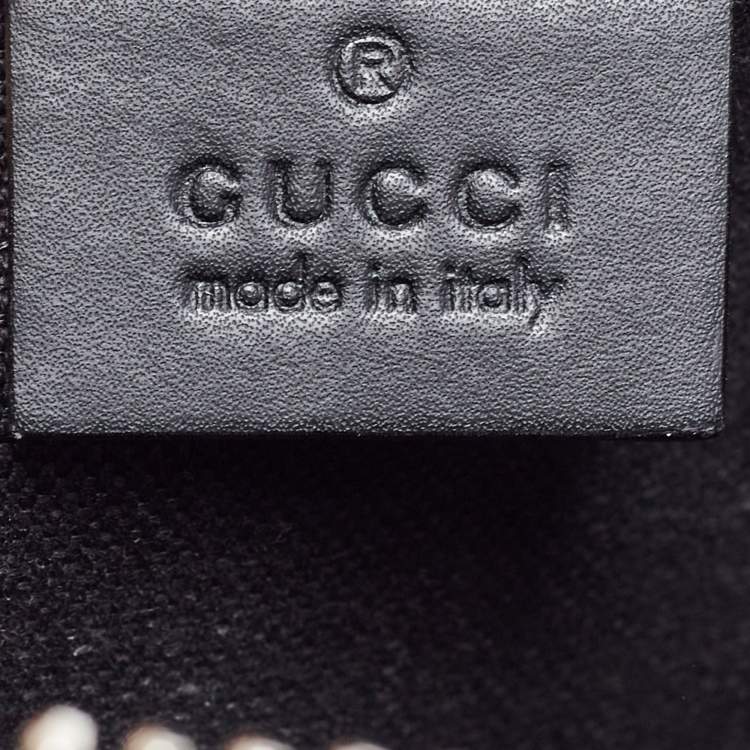 مملوكة مسبقًا Gucci Black GG Supreme Canvas Small Messenger Bag