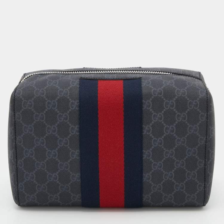 Gucci GG Supreme Toiletry Bag In Black For Men Lyst, 43% OFF