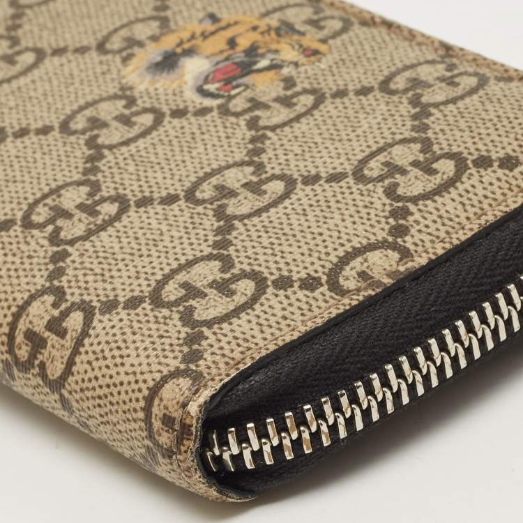 Pre Owned Gucci Beige Tiger Print GG Supreme Canvas Zip Card Case