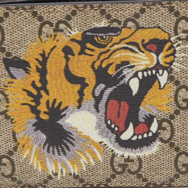 مملوكة مسبقًا Gucci Beige GG Supreme Canvas Tiger Print Bifold Wallet