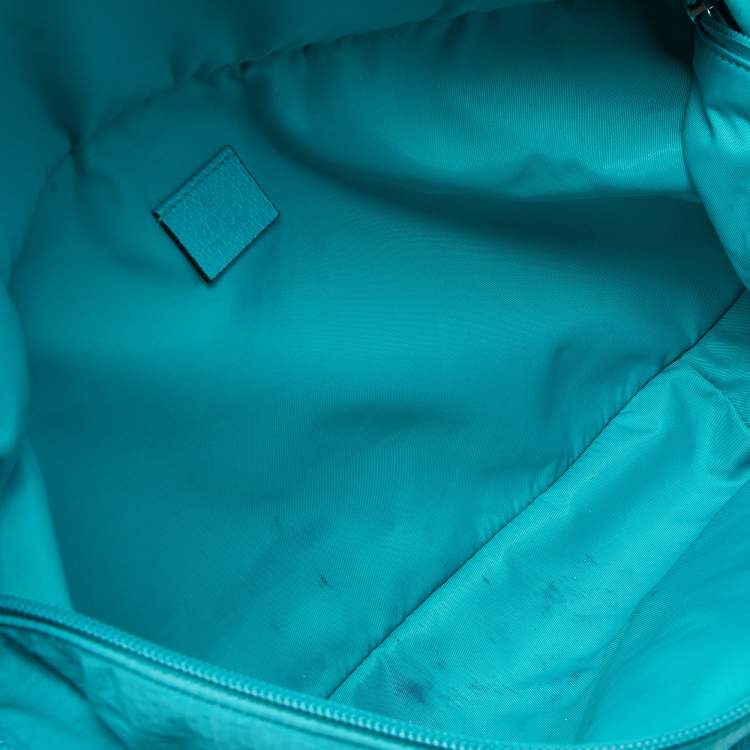 مملوكة مسبقًا Gucci Green Nylon Belt Bag