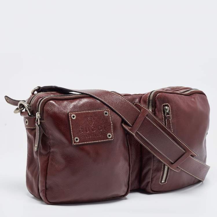 مملوكة مسبقًا Gucci Burgundy Leather Double Pocket Messenger Bag