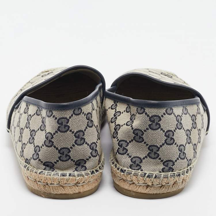 Pre Owned Gucci Beige/Navy Blue GG Canvas Espadrille Flats Size 47