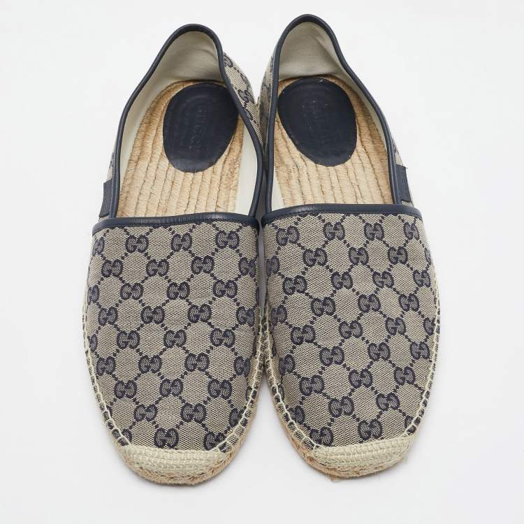 Pre Owned Gucci Beige/Navy Blue GG Canvas Espadrille Flats Size 47