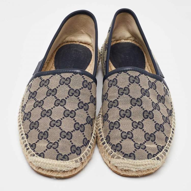 Pre Owned Gucci Beige/Navy Blue GG Canvas Espadrille Flats Size 40