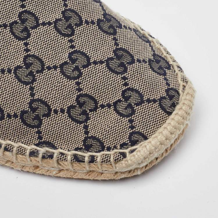Pre Owned Gucci Beige/Navy Blue GG Canvas Espadrille Flats Size 40
