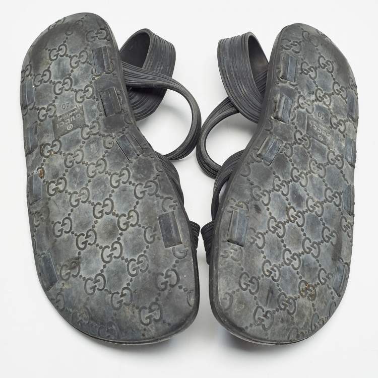 مملوكة مسبقًا Gucci Black Rubber Elastic Crisscross Sandals Size 40