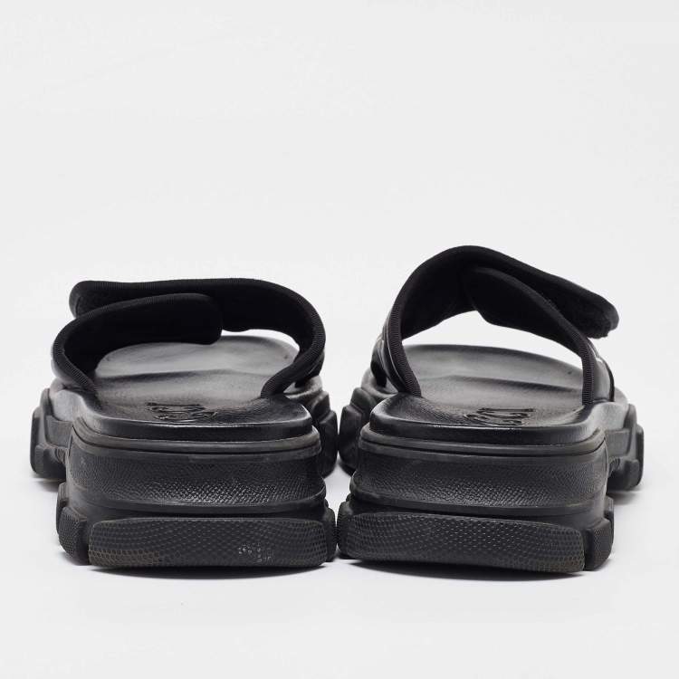 Pre Owned Gucci Black Leather Chunky Slide Sandals Size 45