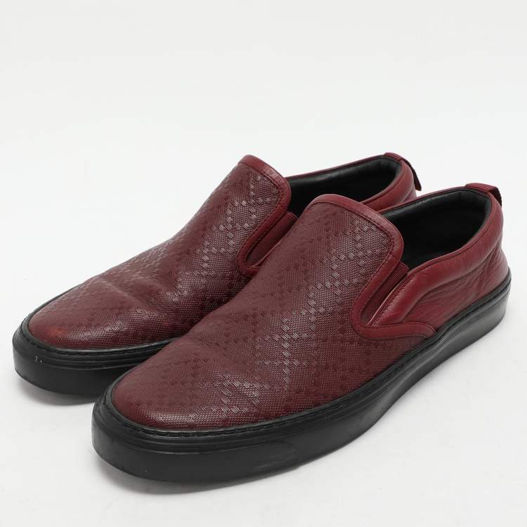 Pre Owned Gucci Burgundy Diamante Leather Slip On Sneakers 41.5