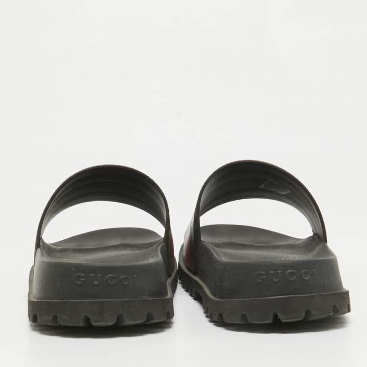مملوكة مسبقًا Gucci Black Rubber Slide Sandals Size 43