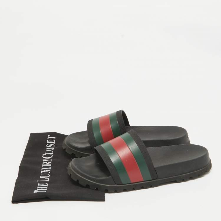 مملوكة مسبقًا Gucci Black Rubber Slide Sandals Size 43