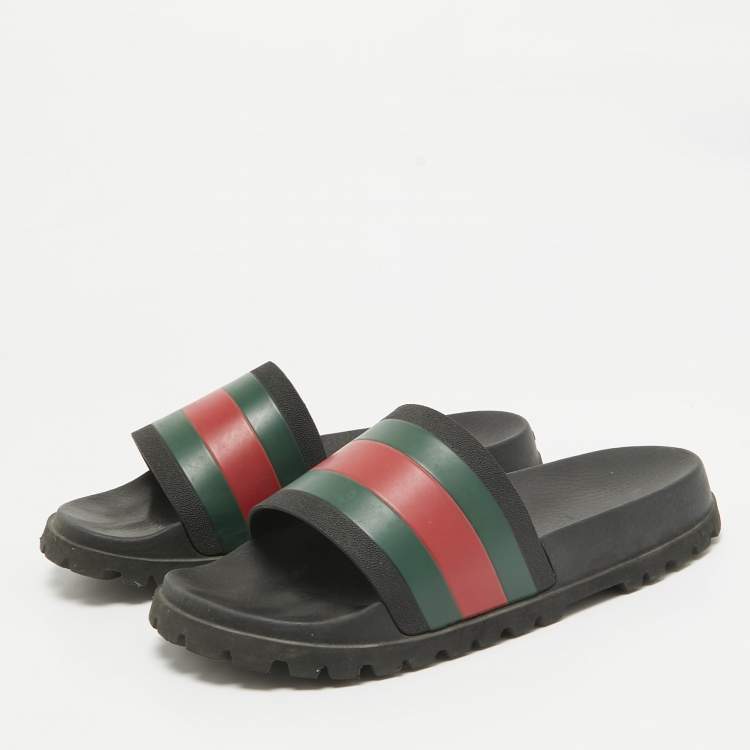 مملوكة مسبقًا Gucci Black Rubber Slide Sandals Size 43