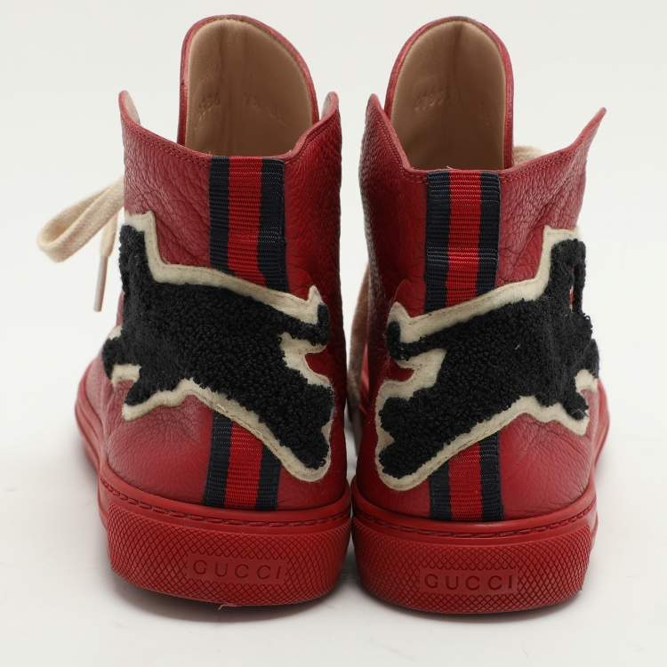 مملوكة مسبقًا Gucci Red Leather Panther High Top Sneakers Size 41.5