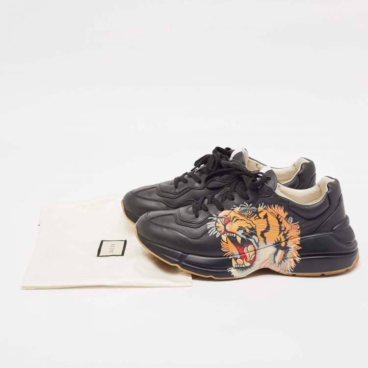 Pre Owned Gucci Black Leather Tiger Print Rhyton Sneakers Size 44.5
