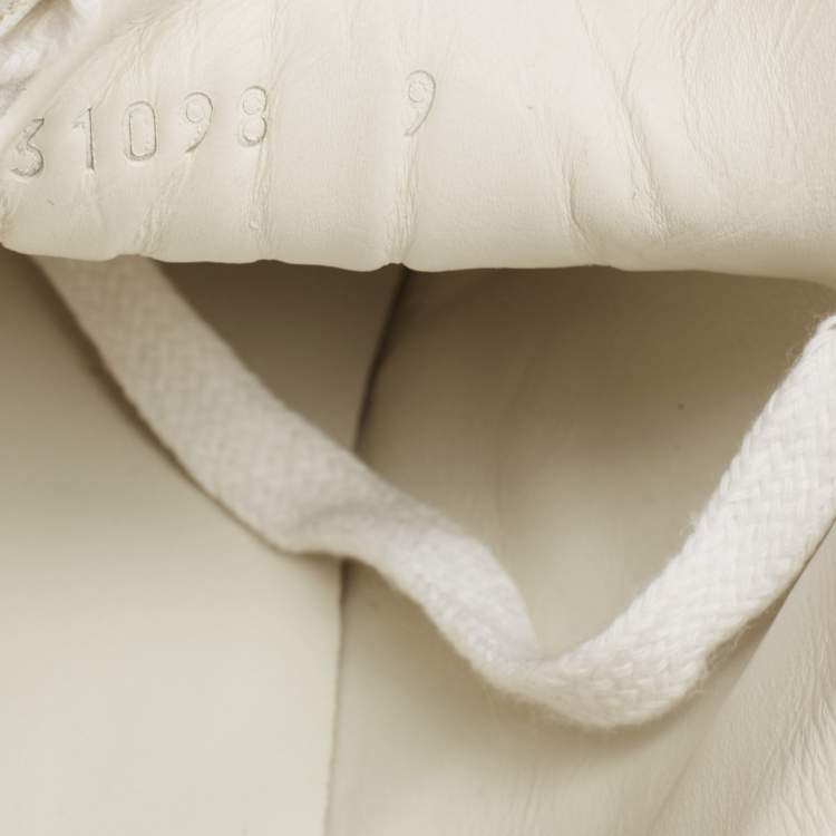 Pre Owned Gucci White Leather Studded Accents Ace Sneakers Size 43