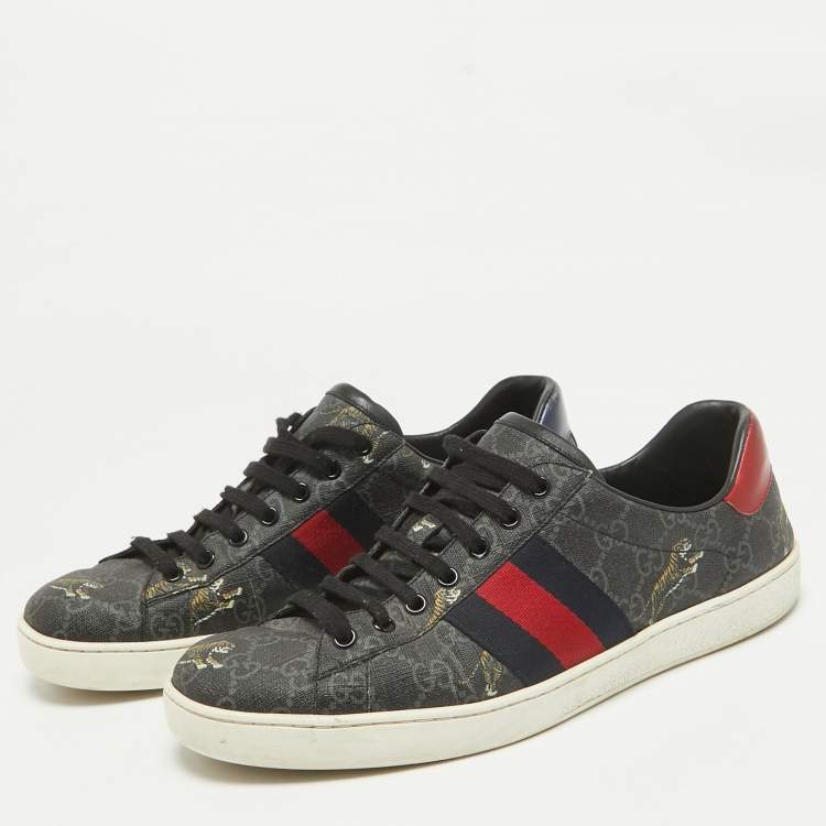 Pre Owned Gucci Black GG Supreme Canvas Web Ace Tiger Low Top Sneakers Size 42.5