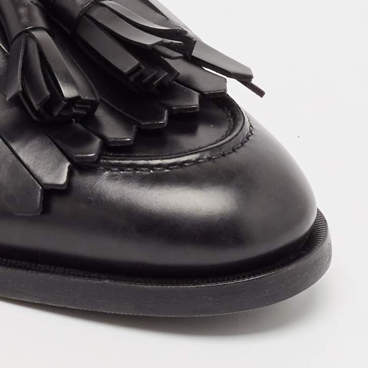مملوكة مسبقًا Gucci Black Leather Bee Embroidered Fringe Loafers Size 41