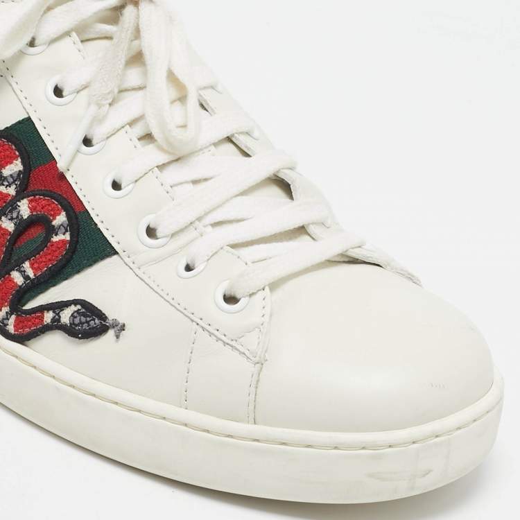 مملوكة مسبقًا Gucci White Leather and Snakeskin Embossed Leather Ace Lace Up Sneakers Size 43.5
