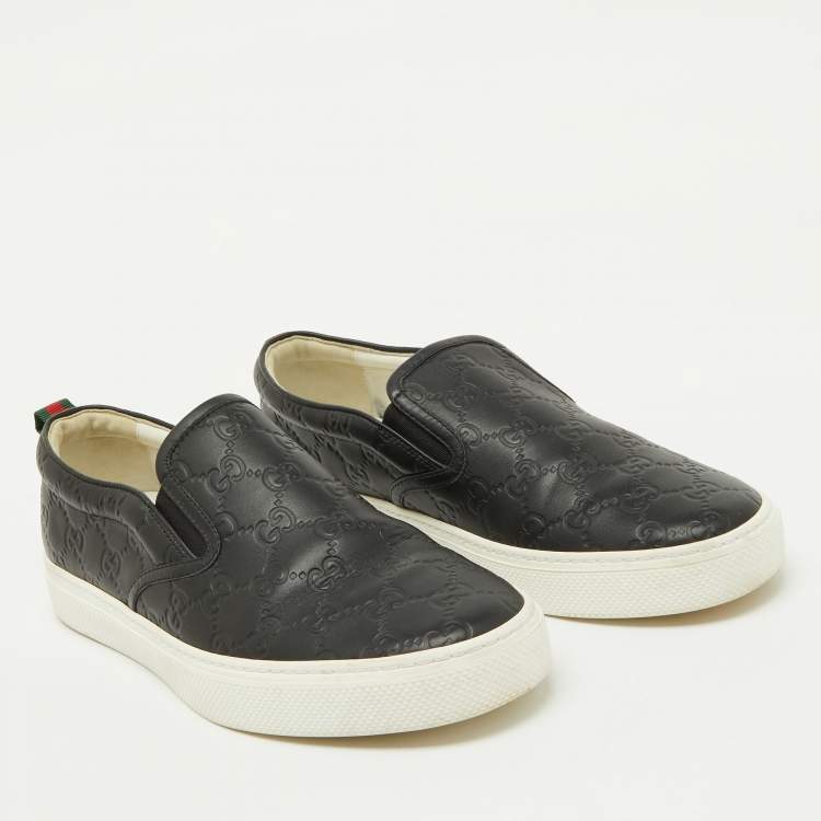 مملوكة مسبقًا Gucci Black Guccissima Leather Slip On Sneakers Size 41.5