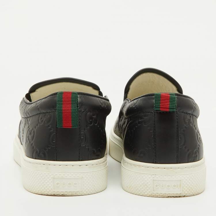 مملوكة مسبقًا Gucci Black Guccissima Leather Slip On Sneakers Size 41.5