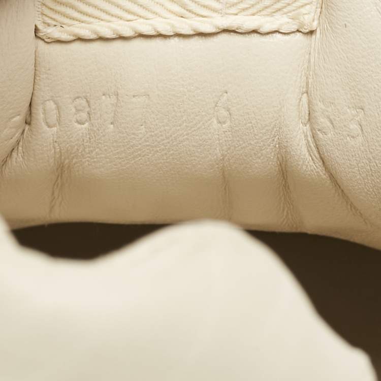 Pre Owned Gucci Cream Leather Vintage Logo Rhyton Sneakers Size 40