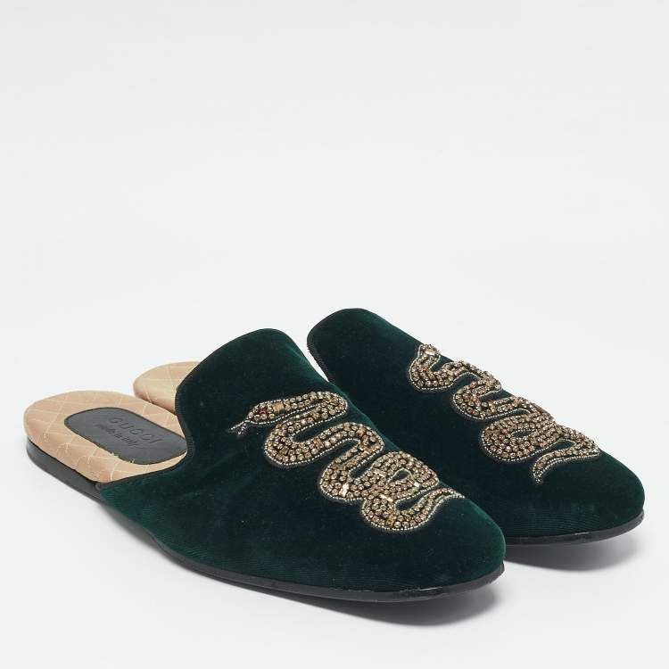 Pre Owned Gucci Dark Green Velvet Crystal Embellished Snake Flat Mules Size 43