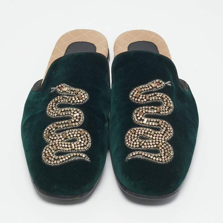 Pre Owned Gucci Dark Green Velvet Crystal Embellished Snake Flat Mules Size 43