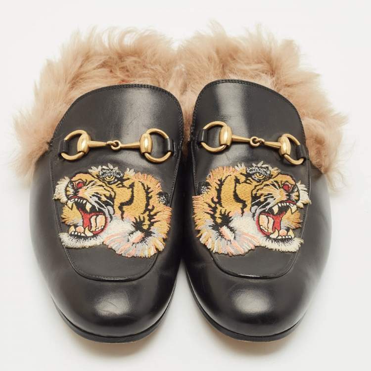 Pre Owned Gucci Black  Leather And Fur Princetown Mule Sandals Size 41.5