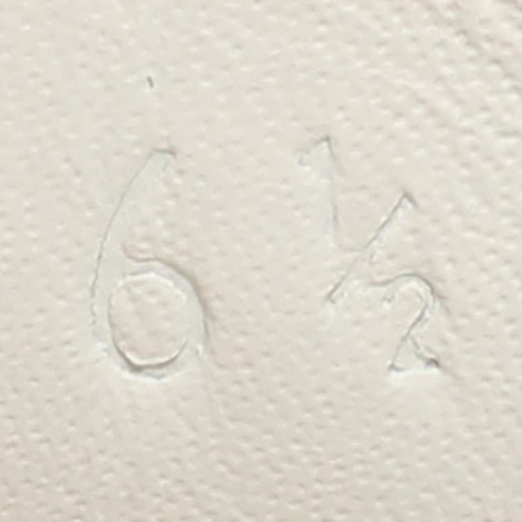 Pre Owned Gucci White Leather Ace Bee Embroidered Low Top Sneakers Size 40.5